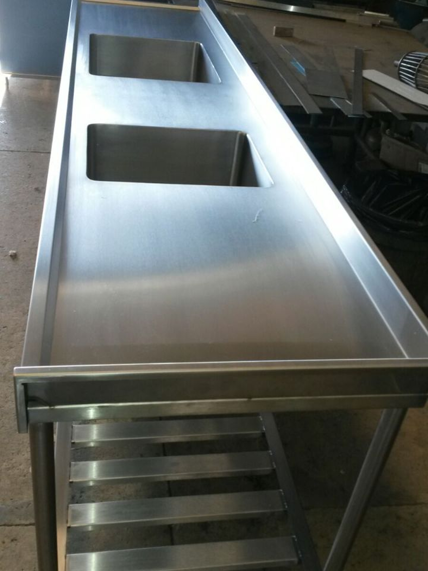 Eterinox - Galeria de fotos - Bancada Industrial