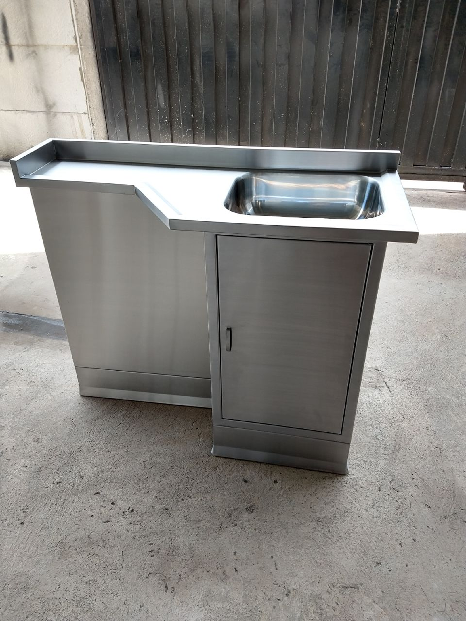 Eterinox - Galeria de fotos - Móveis para laboratório